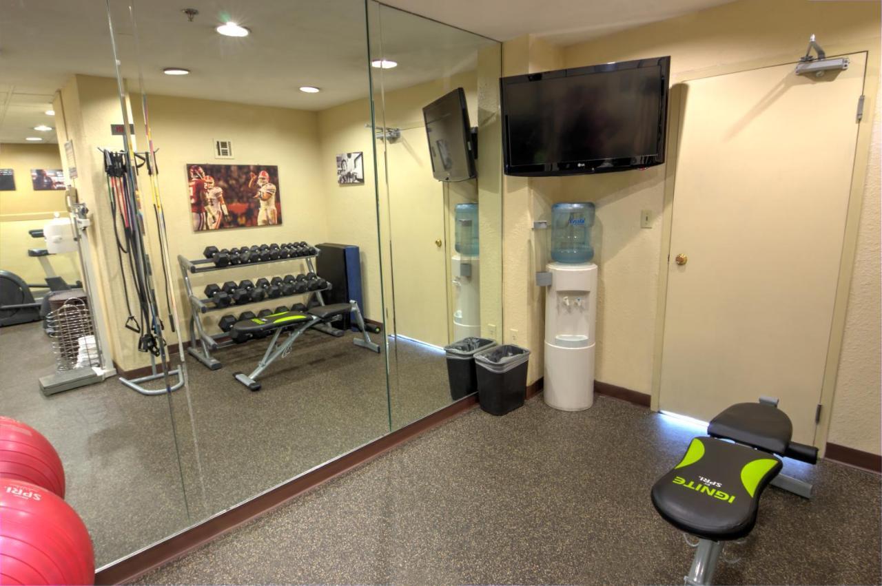 Holiday Inn Gainesville-University Center By Ihg Buitenkant foto