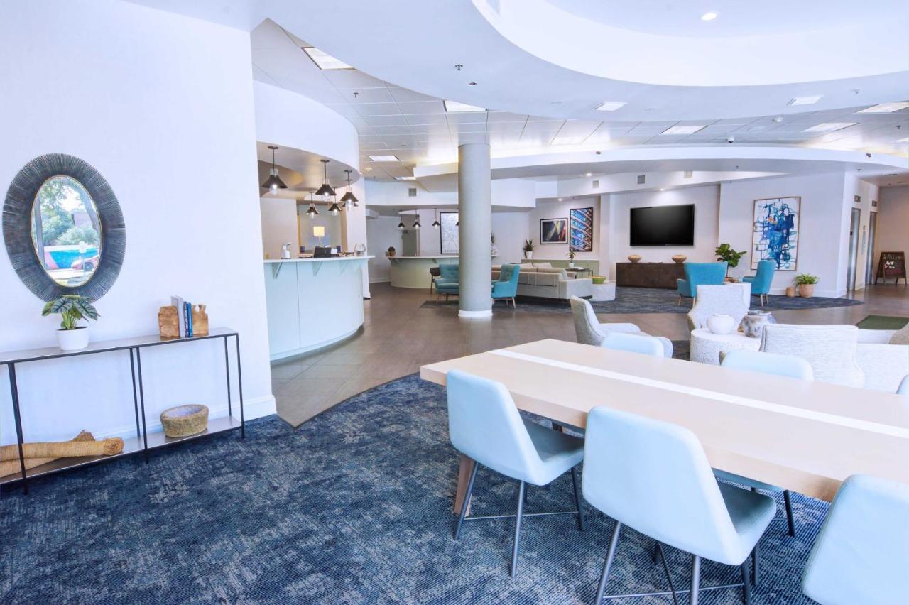 Holiday Inn Gainesville-University Center By Ihg Buitenkant foto