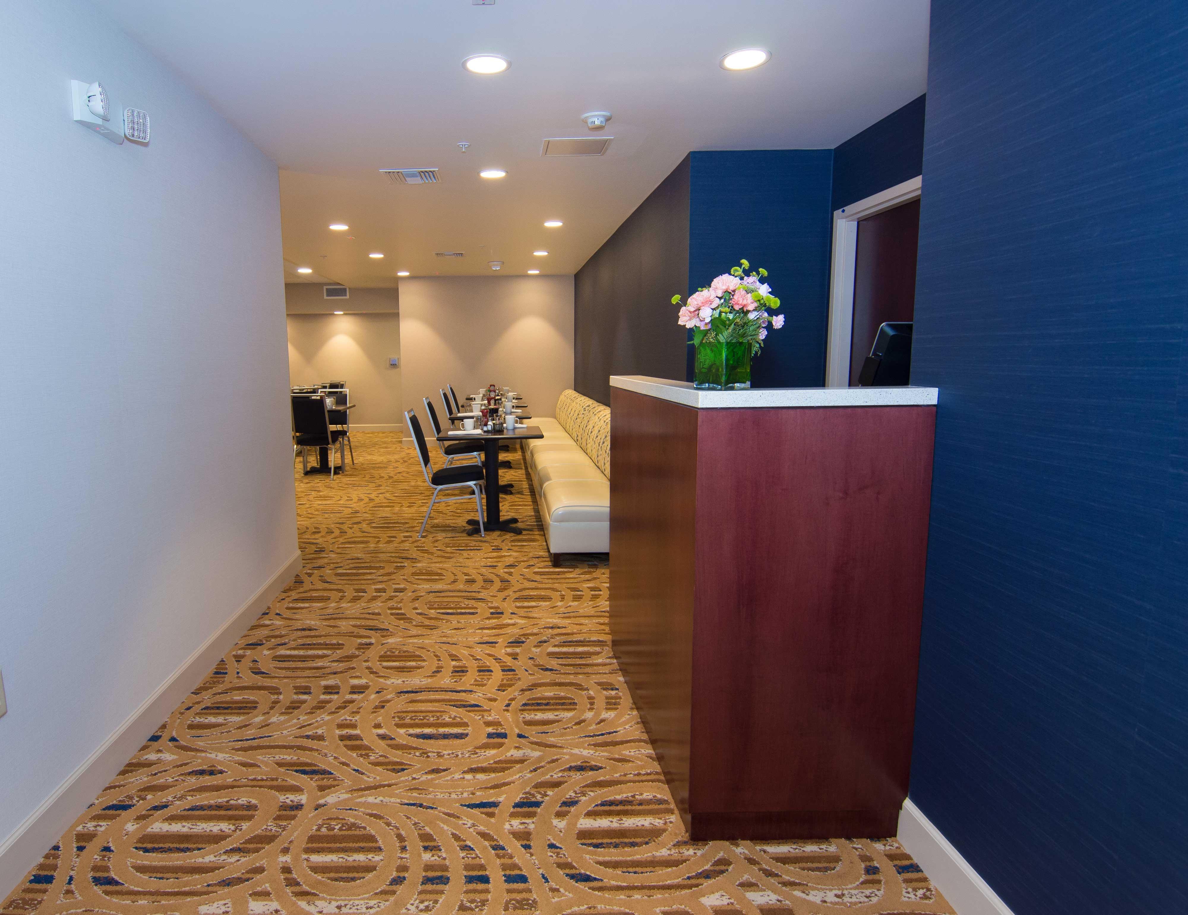 Holiday Inn Gainesville-University Center By Ihg Buitenkant foto