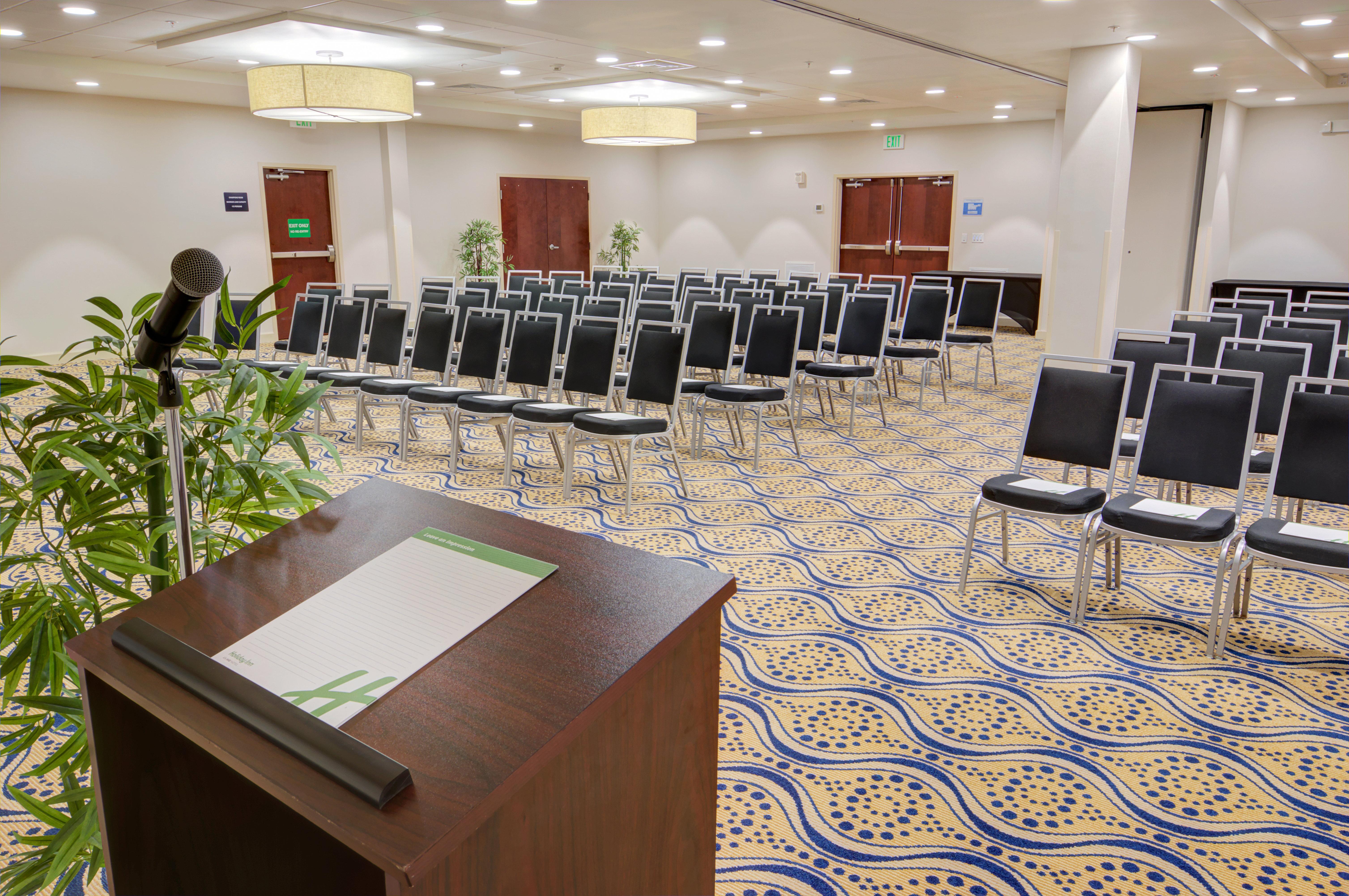 Holiday Inn Gainesville-University Center By Ihg Buitenkant foto